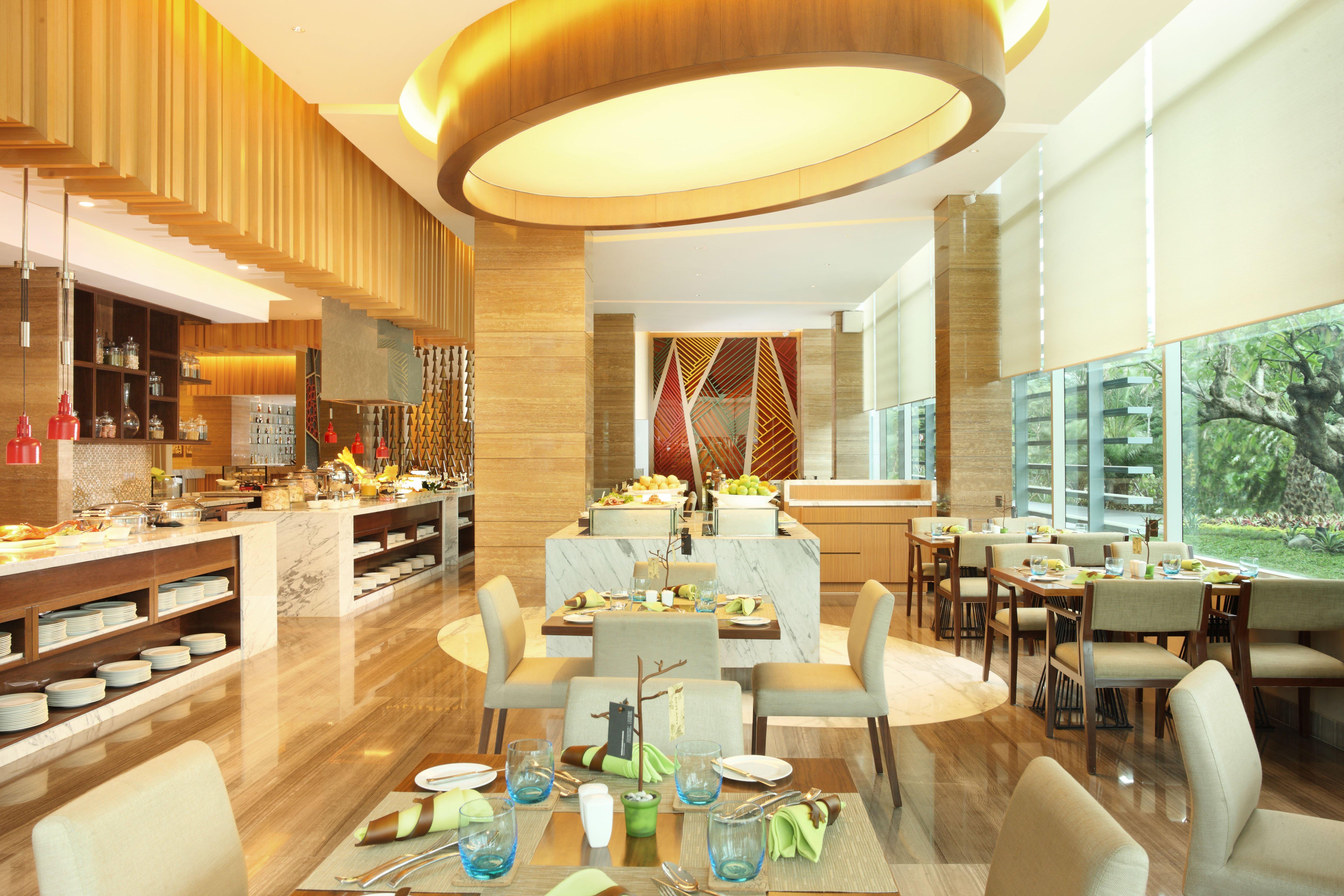 Doubletree By Hilton Jakarta Kemayoran Экстерьер фото