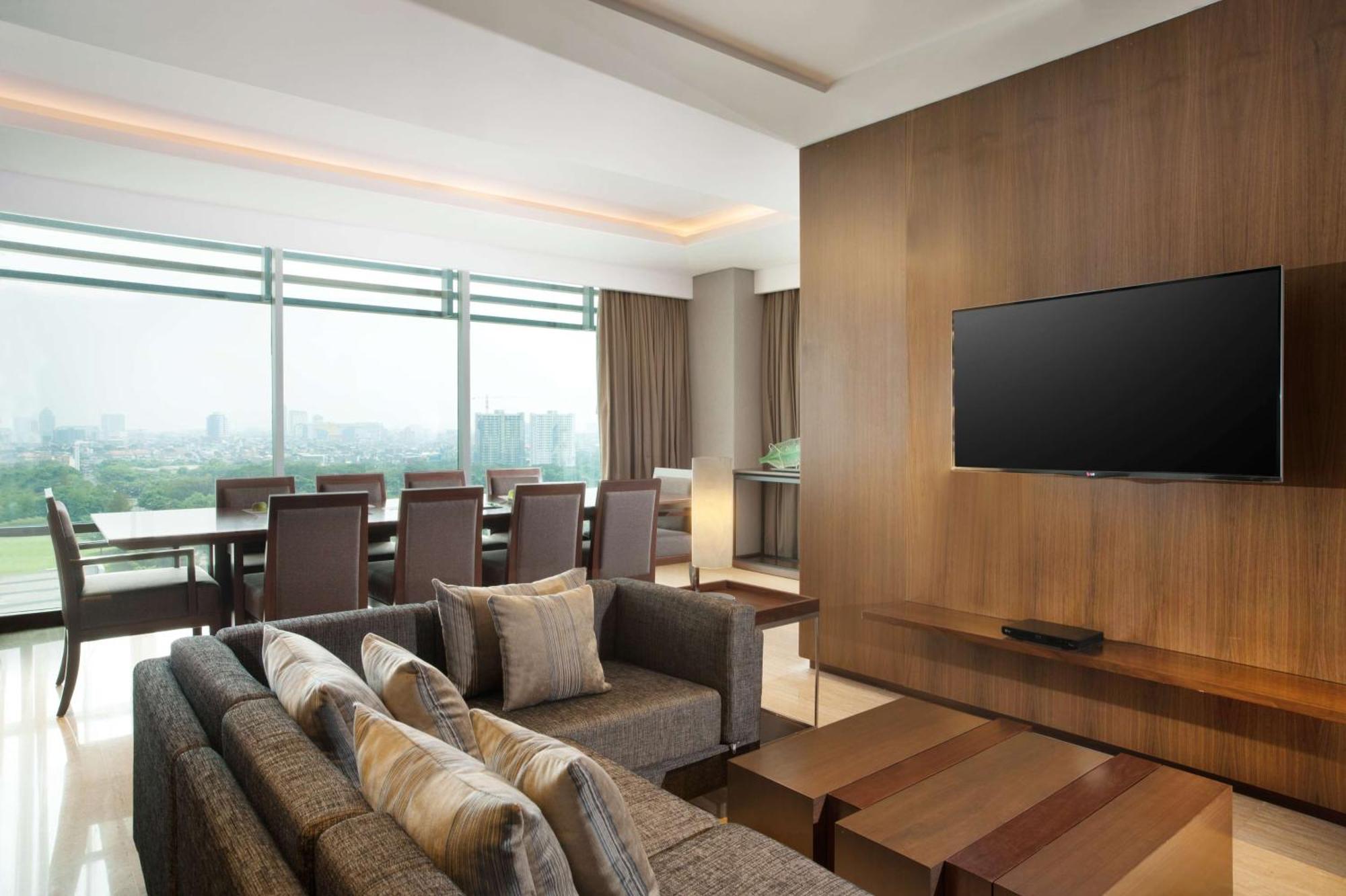 Doubletree By Hilton Jakarta Kemayoran Экстерьер фото